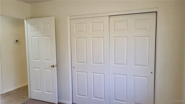 $1,700 | 4960 Santa Evinita Road, Fort Mohave, AZ 86426