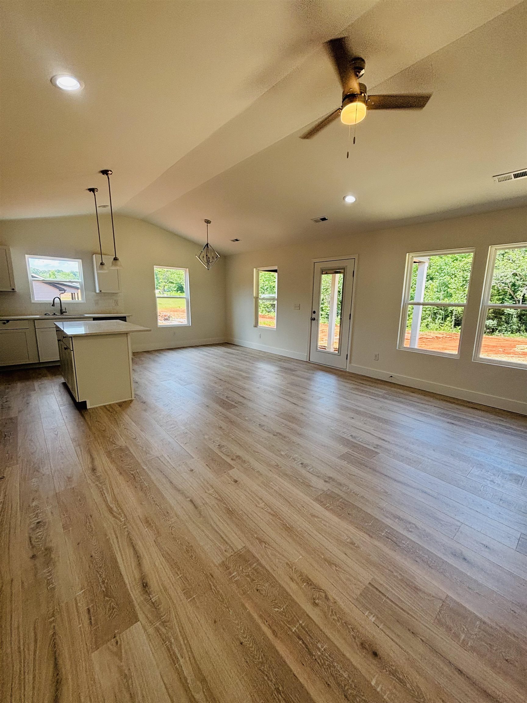 768 Darwin Road Gaffney, SC 29340 - Photo 6 of 14