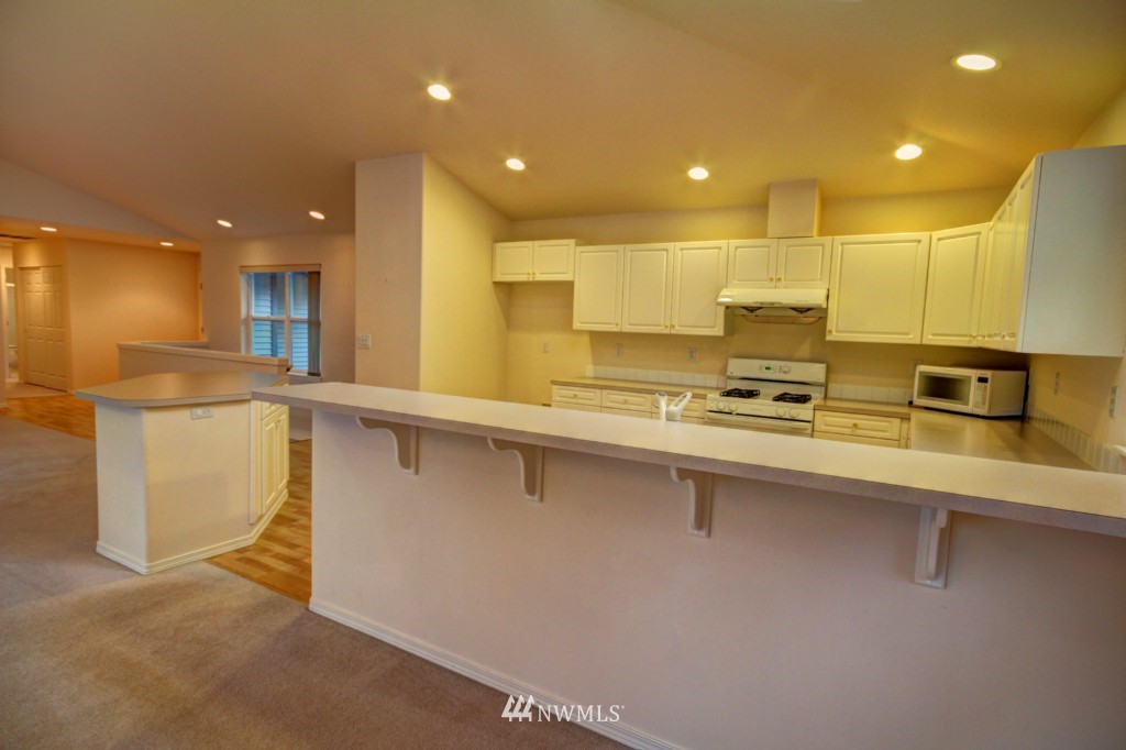 1402 Edwards Street Bellingham, WA 98229 - Photo 8 of 25 Gallery Image 8