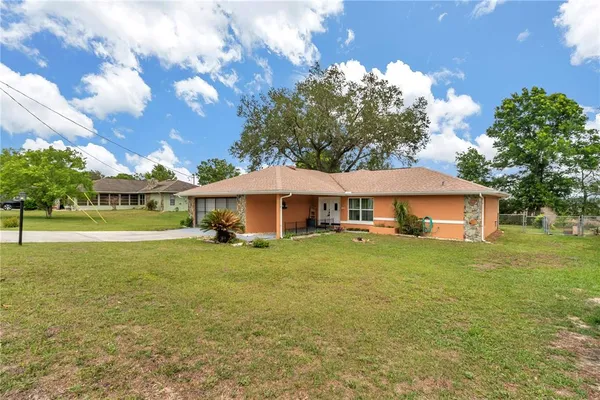 $1,800 | 21425 Southwest Plantation Street, Dunnellon, FL 34431