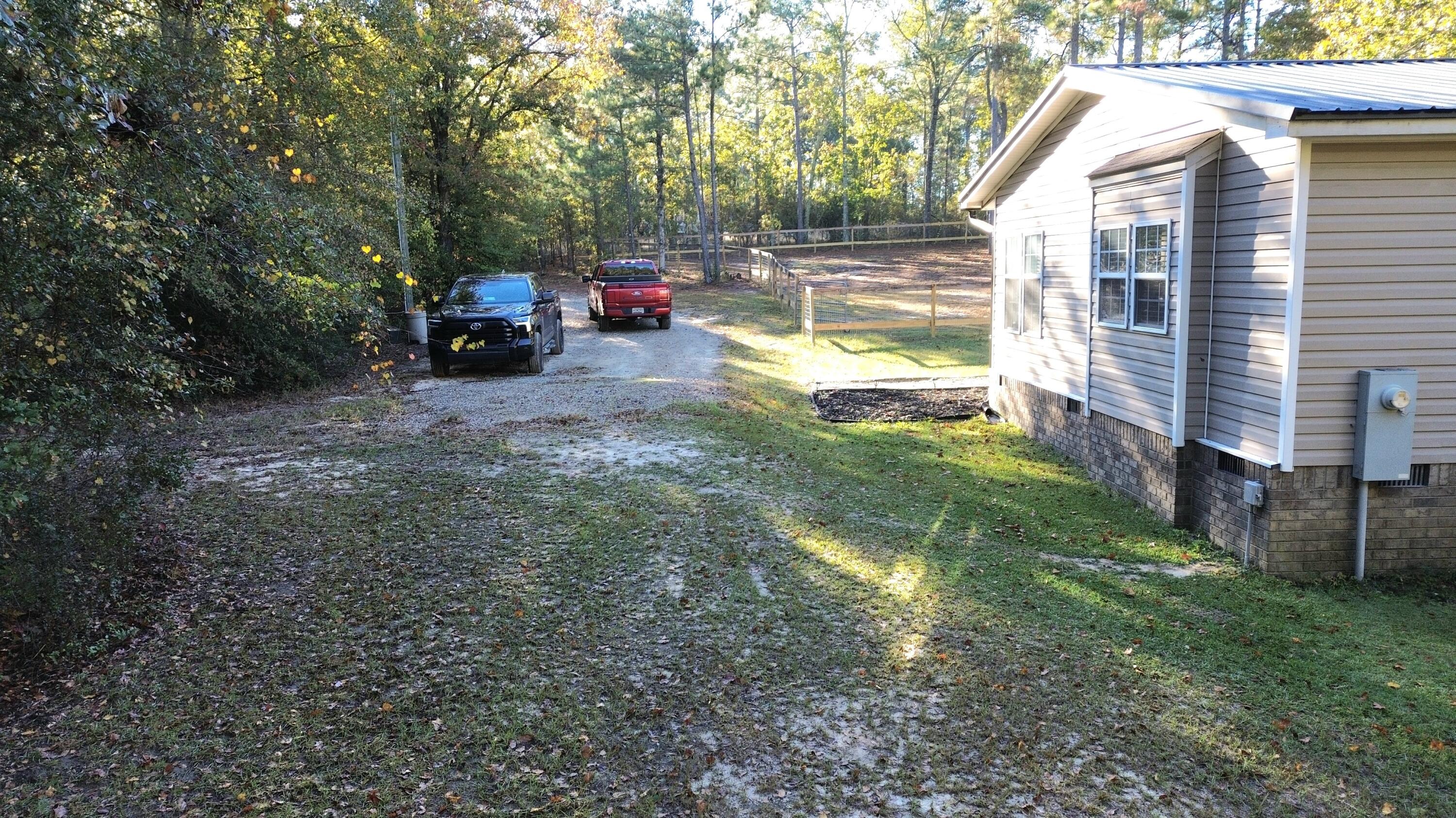 33 Old Country Road Aiken, SC 29801 - Photo 9 of 37 side dw