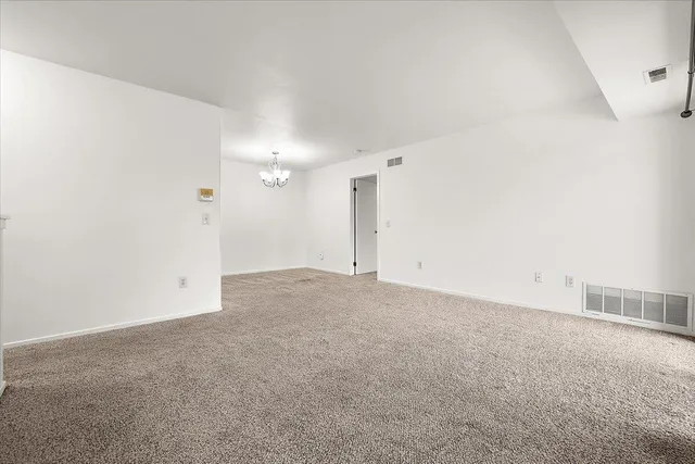 $185,000 | 761 Clubhouse Drive, Ypsilanti, MI 48197