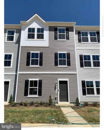 $1,990 | 415 17th Avenue, Ranson, WV 25438