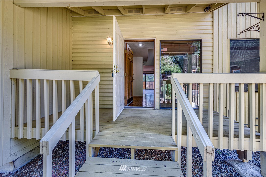 21821 3rd Avenue Southeast Bothell, WA 98021 - Photo 2 of 29