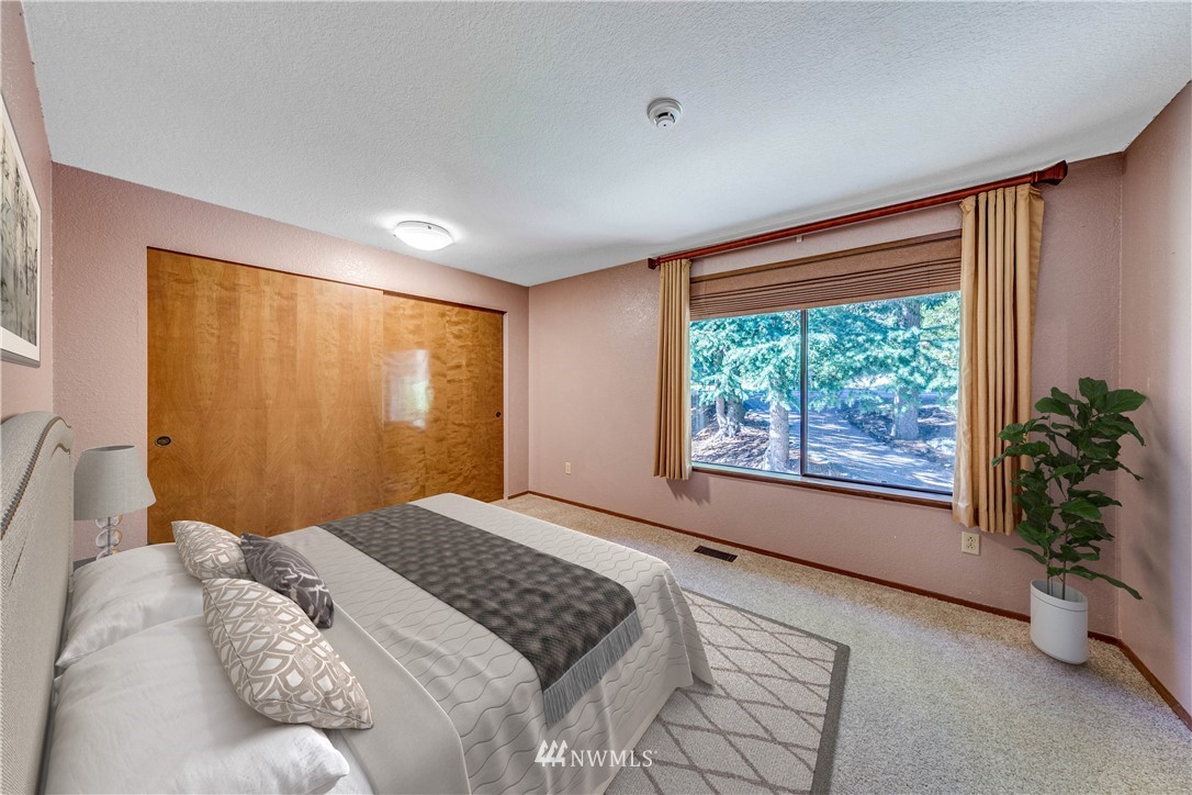21821 3rd Avenue Southeast Bothell, WA 98021 - Photo 15 of 29