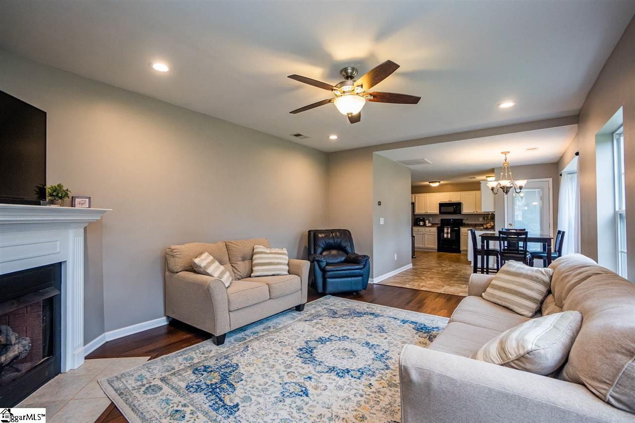 8 Corey Way Travelers Rest, SC 29690 - Photo 9 of 25 Gallery Image 9