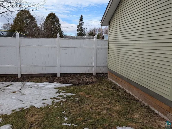 $245,000 | 1216 MacArthur Avenue, Ashland, WI 54806