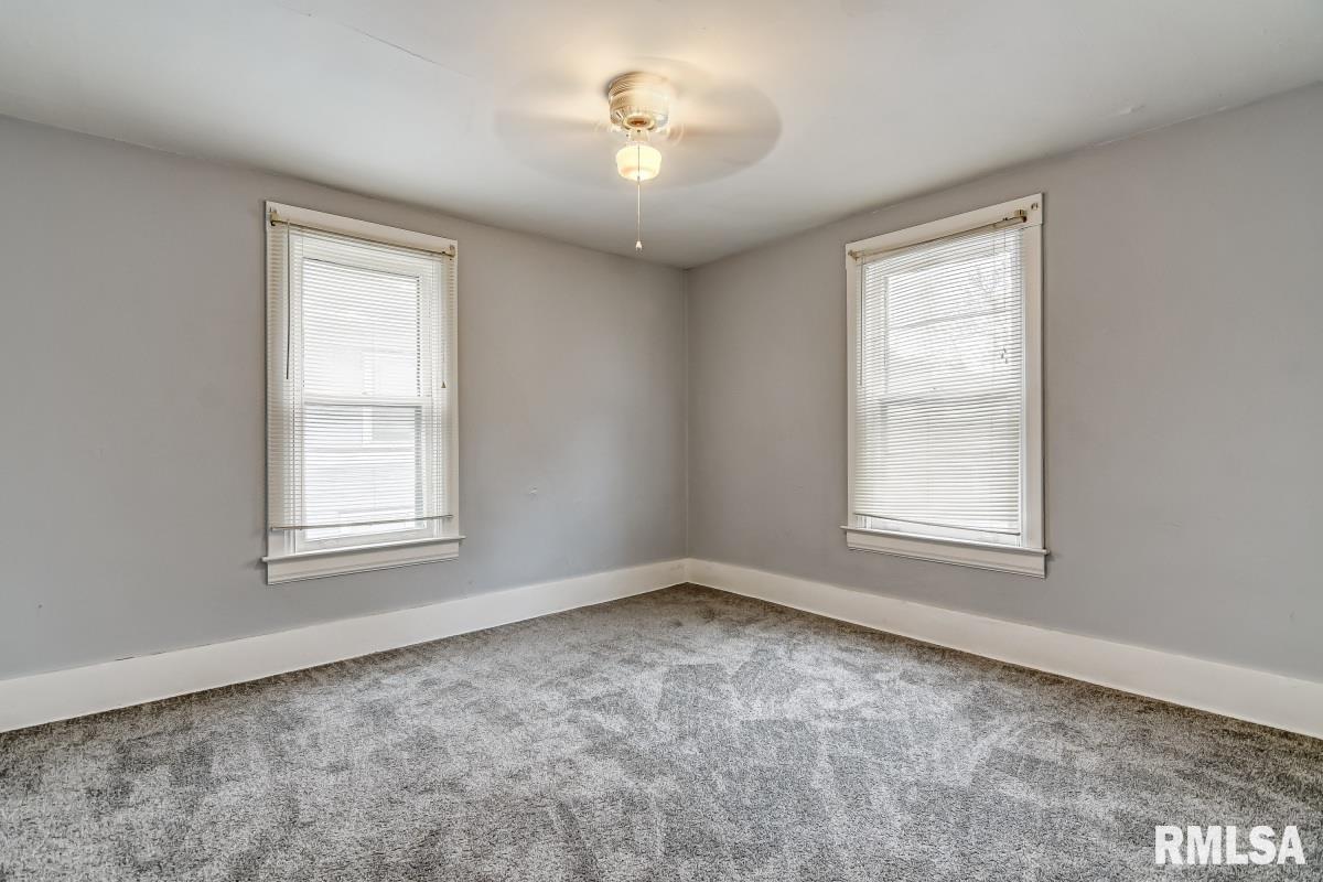 1135 West Edwards Street Springfield, IL 62704 - Photo 14 of 20 Gallery Image 14