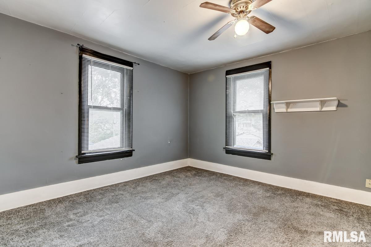 1135 West Edwards Street Springfield, IL 62704 - Photo 17 of 20 Gallery Image 17