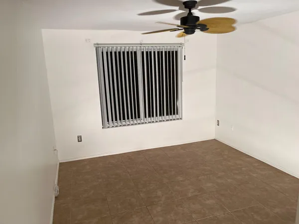 $1,900 | 913 Villa Circle, Boynton Beach, FL 33435