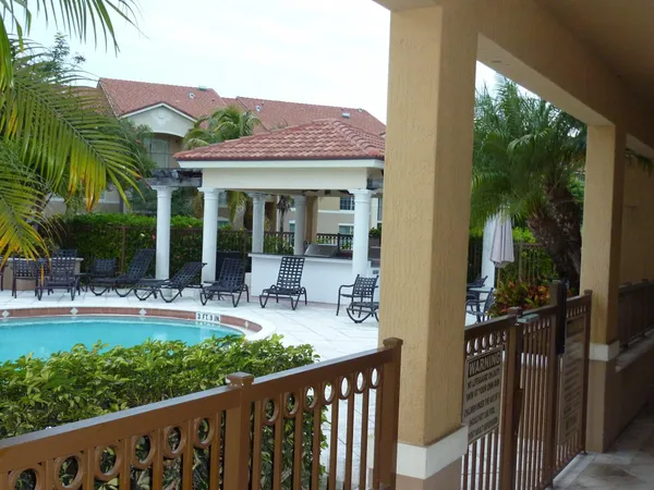 $1,900 | 913 Villa Circle, Boynton Beach, FL 33435