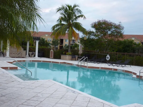 $1,900 | 913 Villa Circle, Boynton Beach, FL 33435