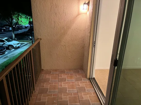 $1,900 | 913 Villa Circle, Boynton Beach, FL 33435