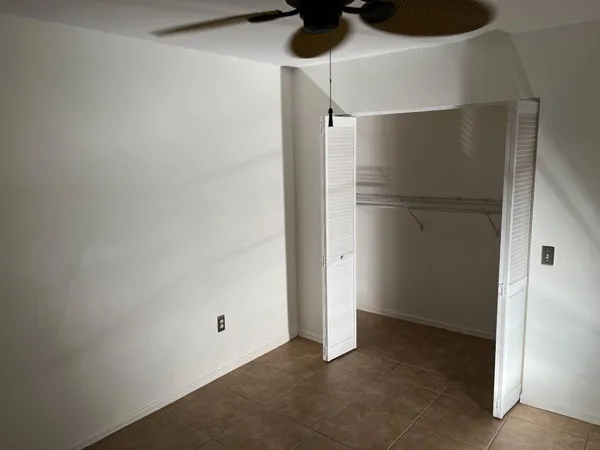 $1,900 | 913 Villa Circle, Boynton Beach, FL 33435