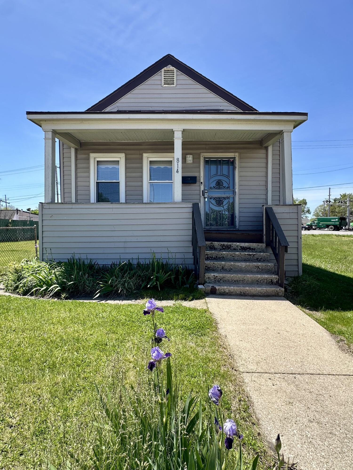 814 Summer Street Hammond, IN 46320 - Photo 1 of 31 1500x2000