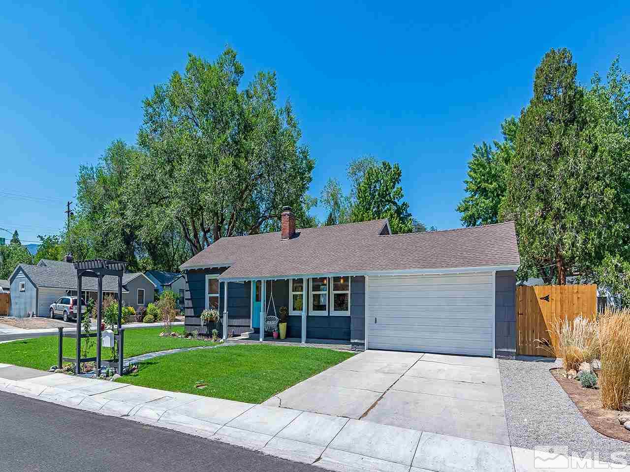 1055 Primrose Street Reno, NV 89509 - Photo 2 of 26