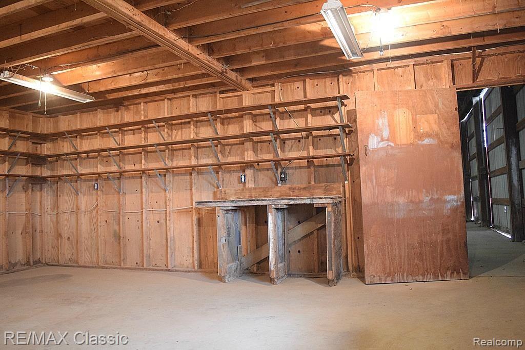 4543 North Seymour Road Flushing, MI 48433 - Photo 35 of 40 DSC_0077.jpg