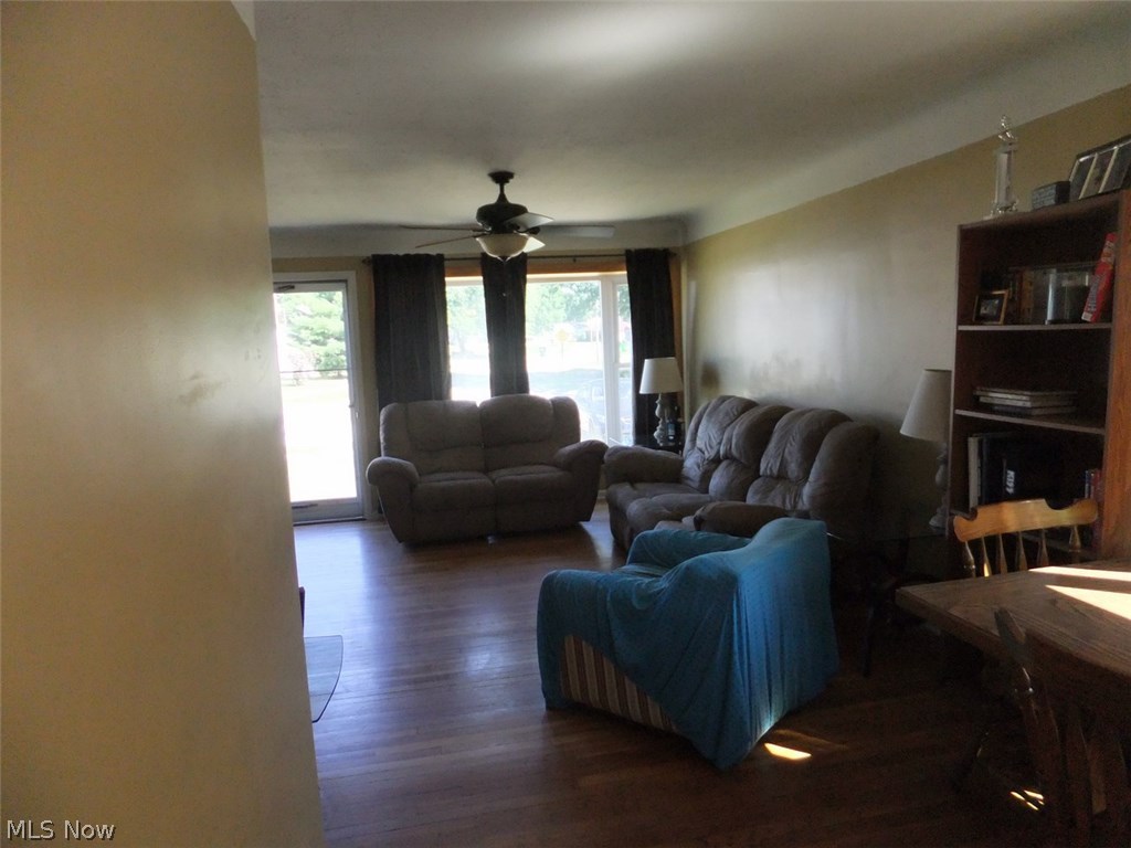718 Glenhurst Road Willowick, OH 44095 - Photo 20 of 25