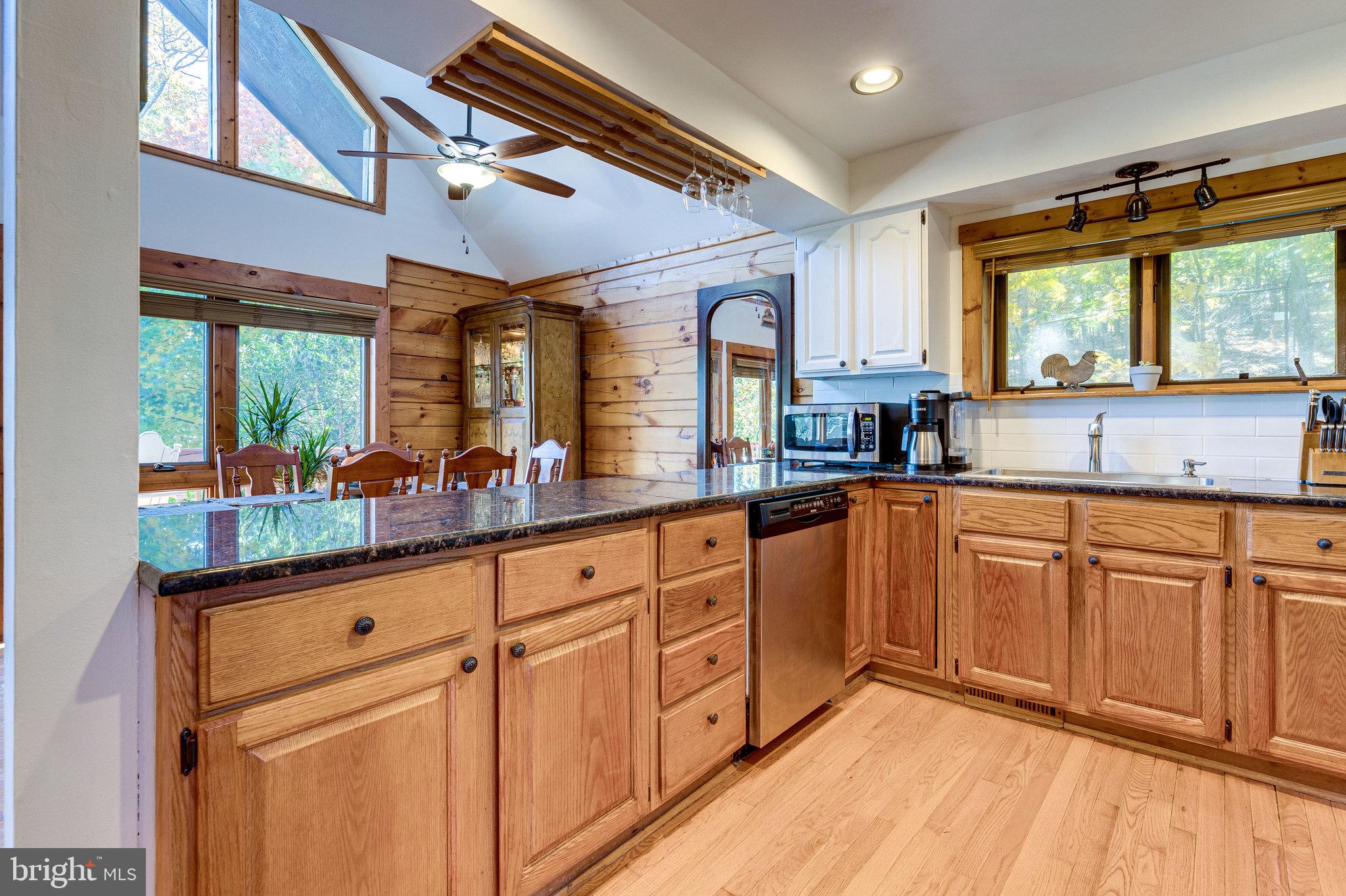 2312 Lookout Road Haymarket, VA 20169 - Photo 14 of 55 Kitchen opens to Great Room w/ample counter space