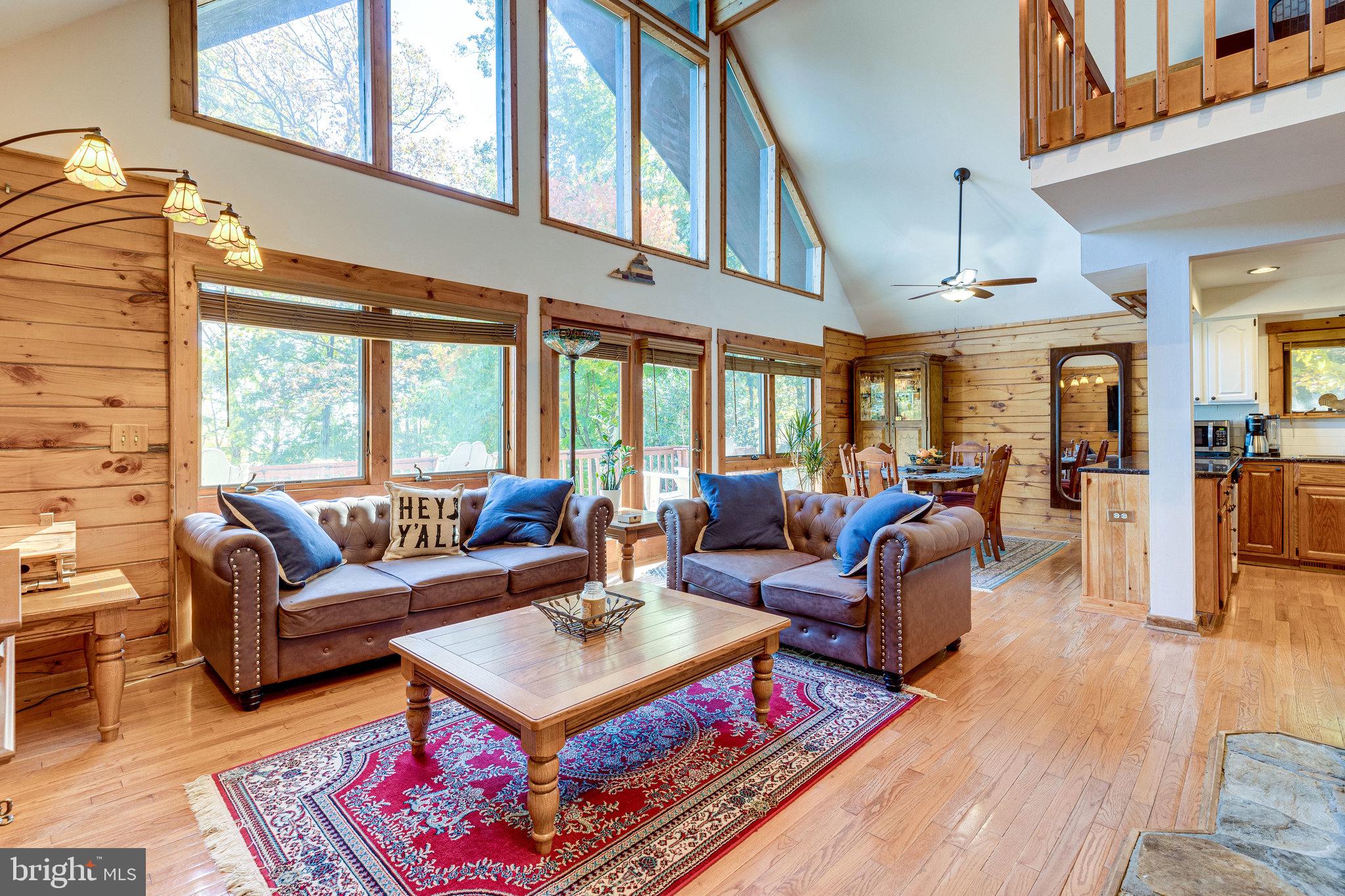 2312 Lookout Road Haymarket, VA 20169 - Photo 10 of 55 Spacious Great Room w/22ft Vaulted Ceiling