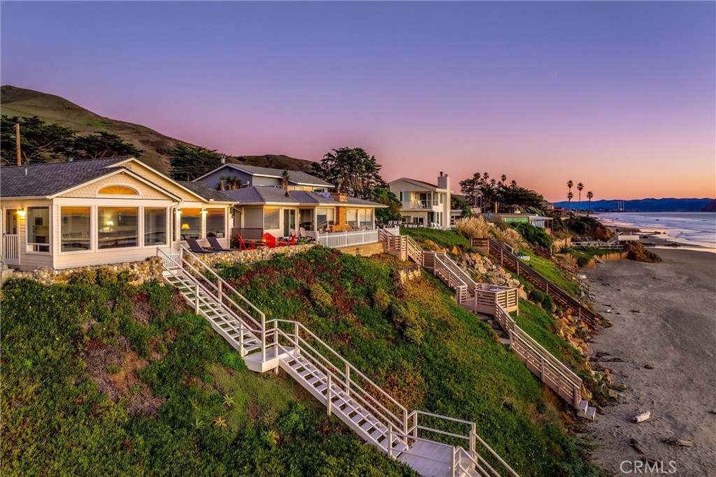 2850 Studio Drive Cayucos, CA 93430 - Photo 3 of 54 a view of a city with tall buildings