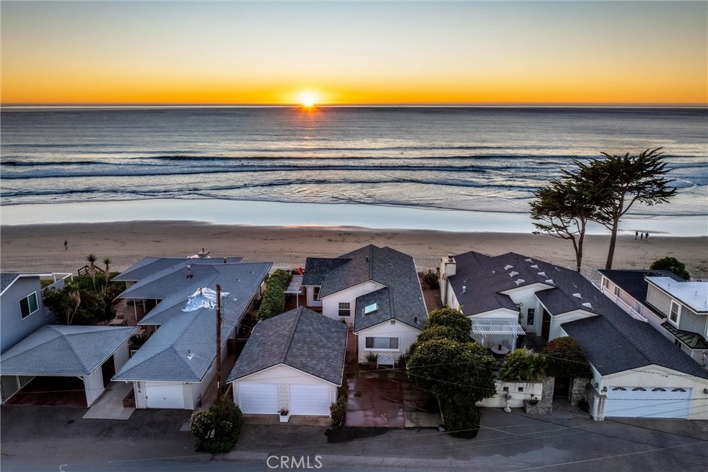 2850 Studio Drive Cayucos, CA 93430 - Photo 32 of 54 an aerial view of residential houses with outdoor space and seating