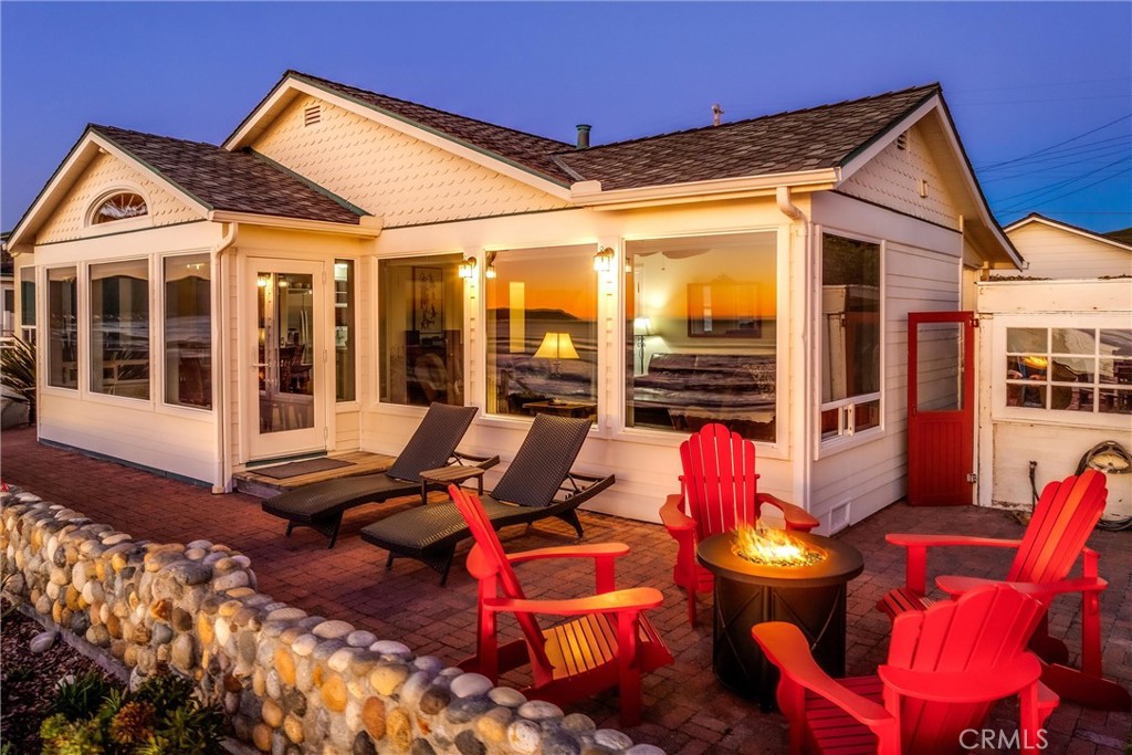 2850 Studio Drive Cayucos, CA 93430 - Photo 53 of 54 a outdoor space with patio the couches and a dining table with chairs