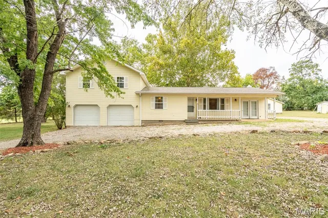 $259,900 | 1855 County Road 459, Poplar Bluff, MO 63901