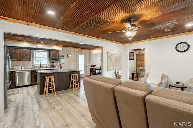 $259,900 | 1855 County Road 459, Poplar Bluff, MO 63901