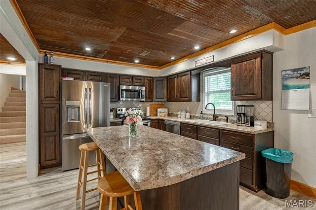 $259,900 | 1855 County Road 459, Poplar Bluff, MO 63901