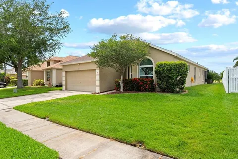 $550,000 | 735 Addison Drive Northeast, St. Petersburg, FL 33716