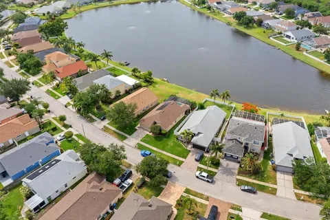 $550,000 | 735 Addison Drive Northeast, St. Petersburg, FL 33716