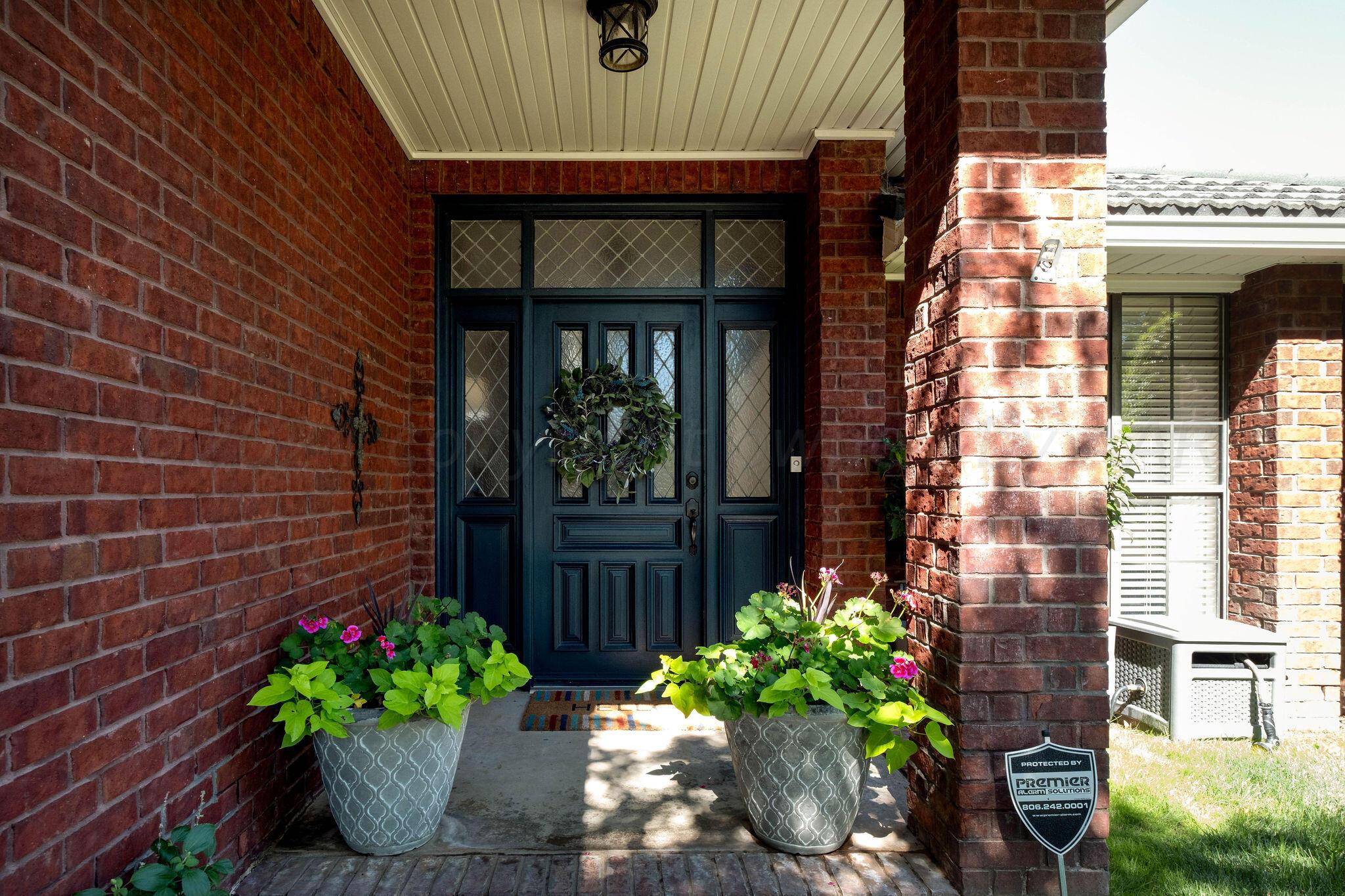 4400 Baltus Place Amarillo, TX 79121 - Photo 5 of 39 a front view of a house