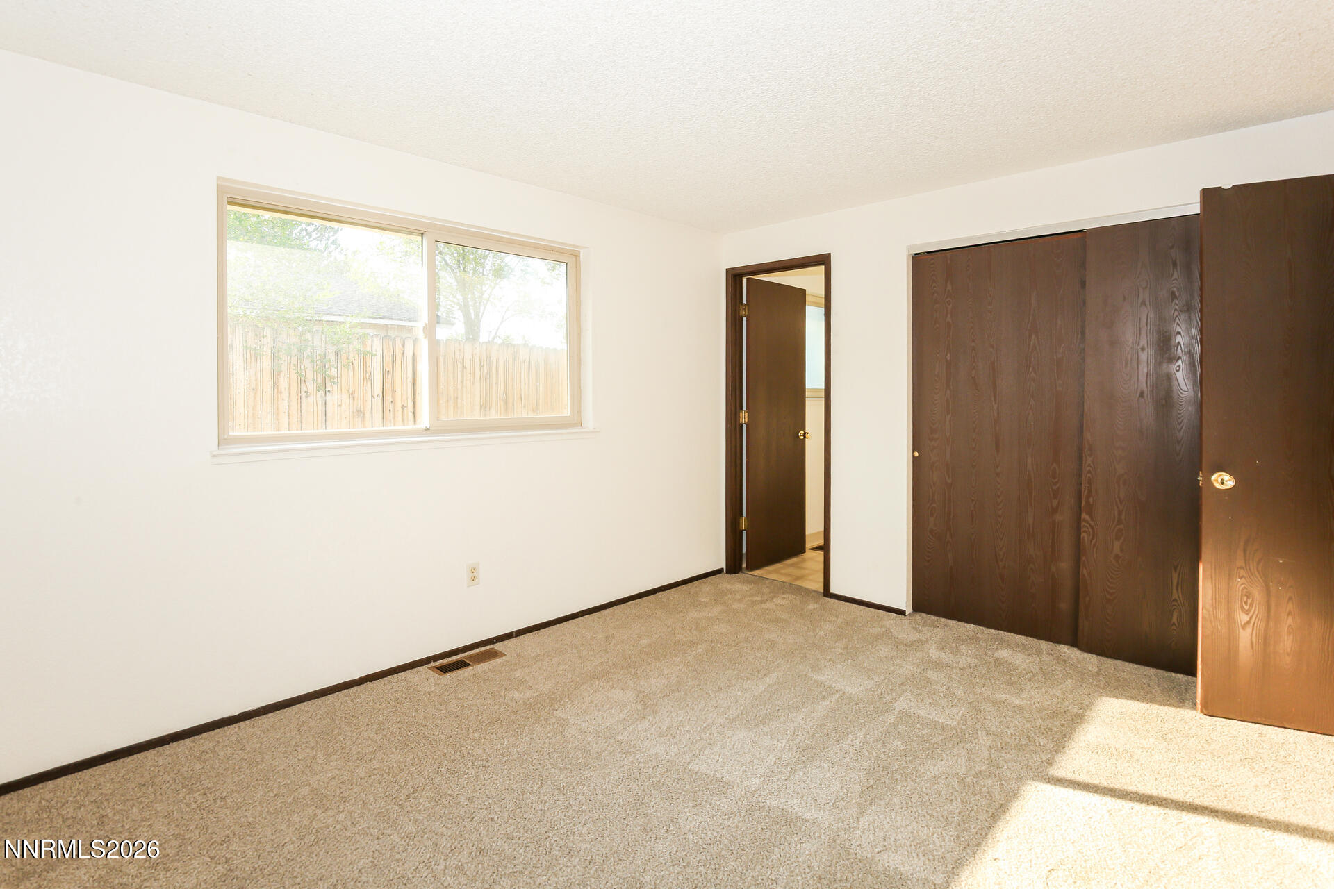 8355 Cub Court Reno, NV 89506 - Photo 4 of 18 photo_04