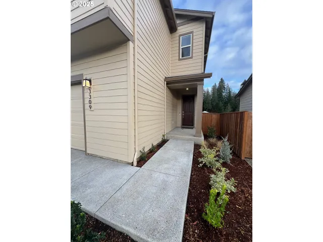 $624,999 | 3309 Southeast 12th Avenue, Battle Ground, WA 98604