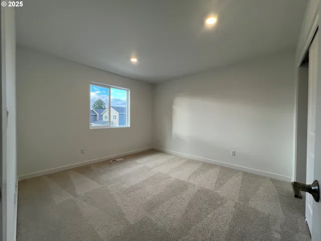 $624,999 | 3309 Southeast 12th Avenue, Battle Ground, WA 98604