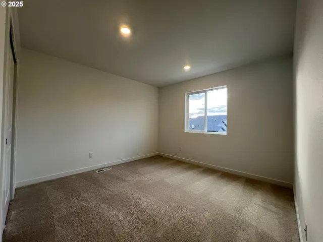 $624,999 | 3309 Southeast 12th Avenue, Battle Ground, WA 98604