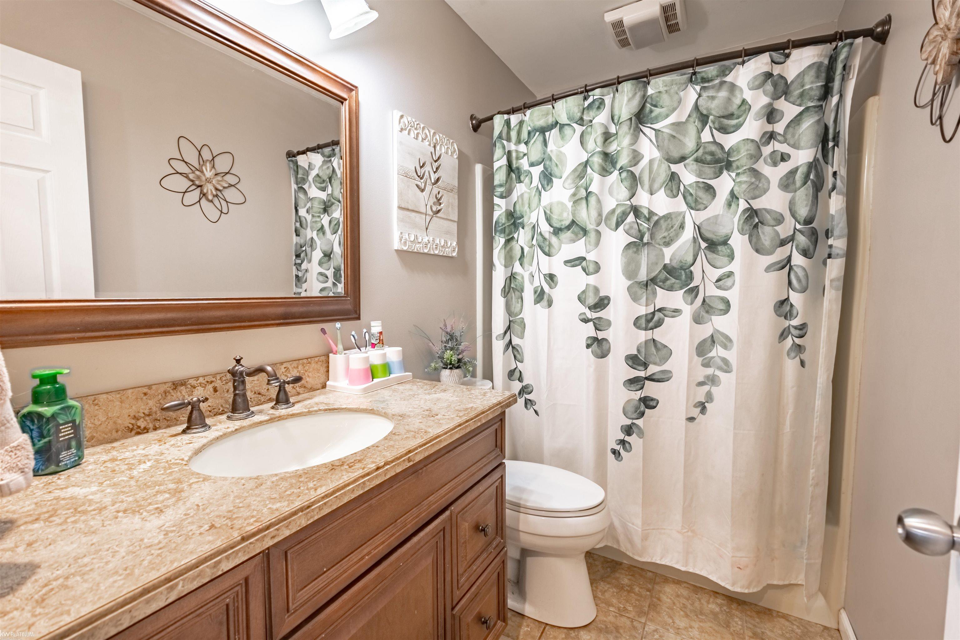 5185 Fitzgerald Road St. Clair, MI 48079 - Photo 3 of 24 50186381-1639008d-df56-4694-80f4-2e1167a819e2.JPG