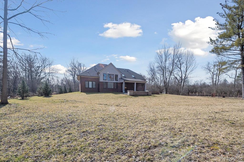 25162 Farmbrook Road Southfield, MI 48034 - Photo 49 of 67 Gallery Image 49