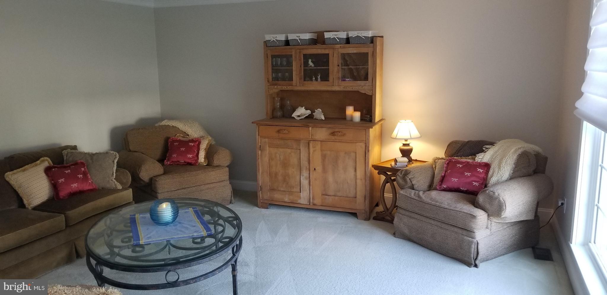 508 Augusta Drive West Sinking Spring, PA 19608 - Photo 3 of 25 Living Room