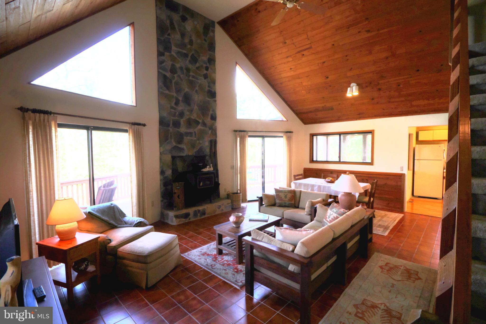 291 Quail Road Basye, VA 22810 - Photo 4 of 45