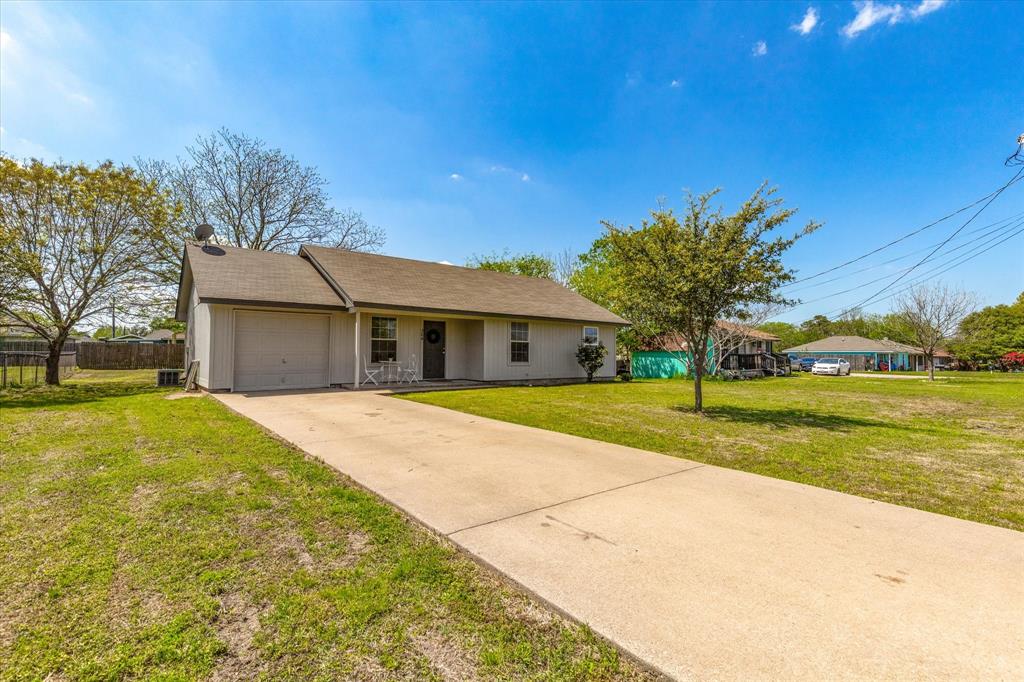 304 Pearl Street Cleburne, TX 76031 - Photo 1 of 1
