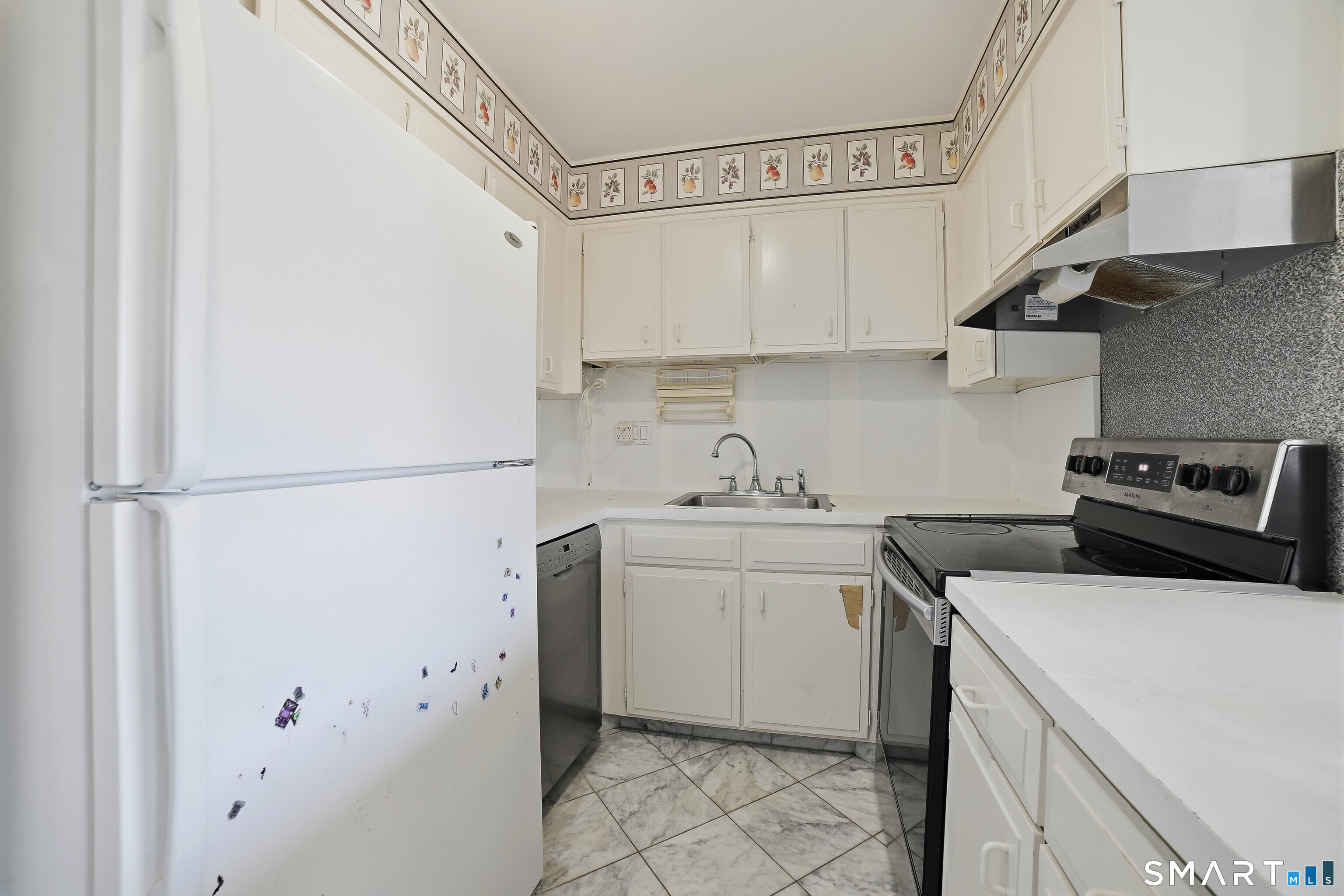154 Cold Spring Road, Unit 80 Stamford, CT 06905 - Photo 8 of 27