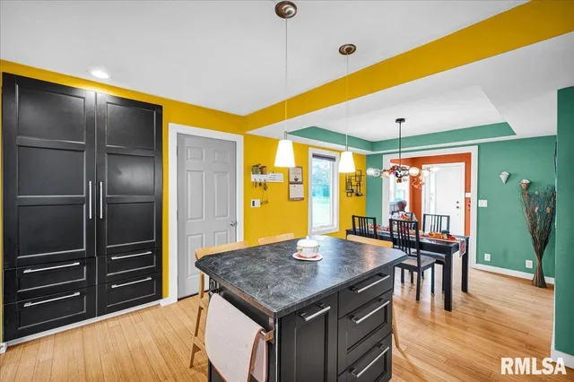 $174,900 | 1124 North Hushaw Avenue, Chillicothe, IL 61523