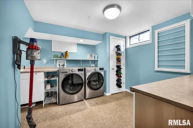 $174,900 | 1124 North Hushaw Avenue, Chillicothe, IL 61523