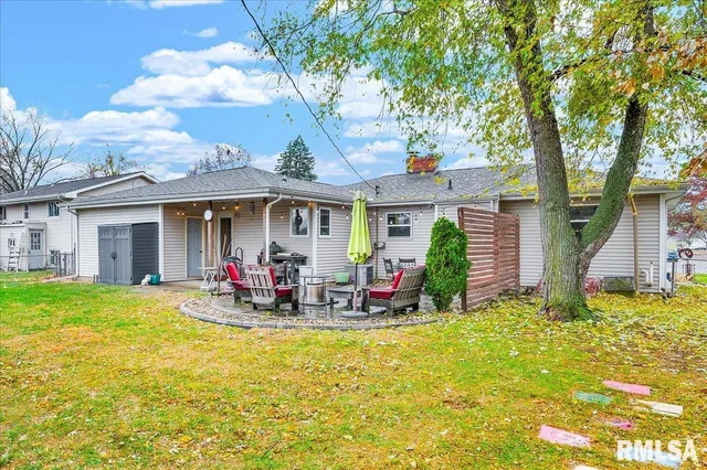 $174,900 | 1124 North Hushaw Avenue, Chillicothe, IL 61523