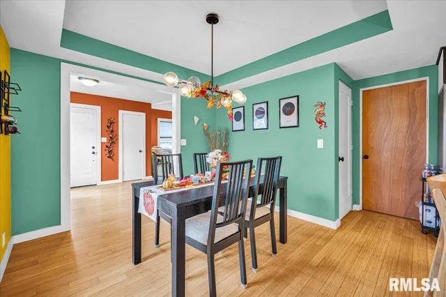 $174,900 | 1124 North Hushaw Avenue, Chillicothe, IL 61523