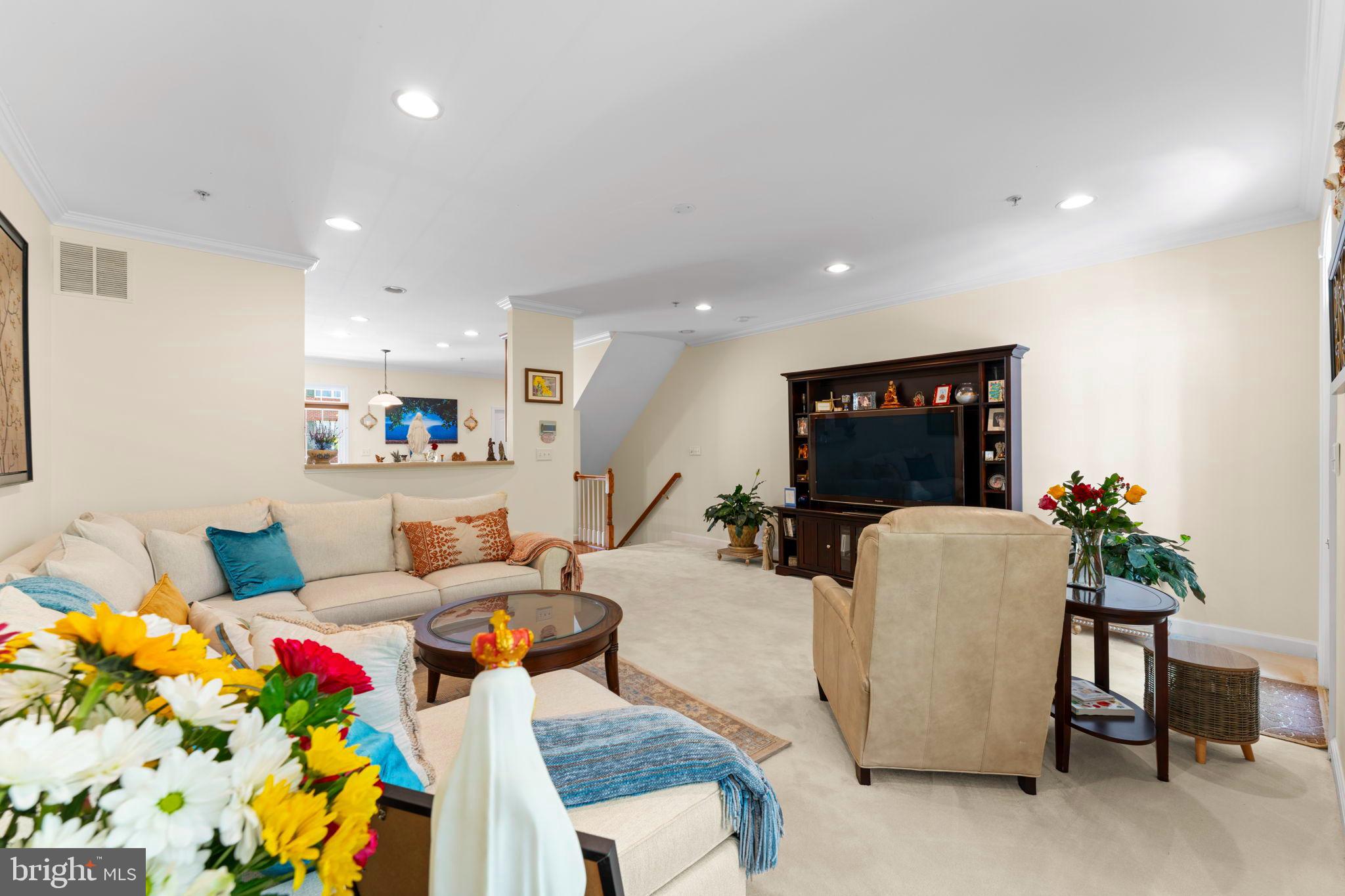 8120 Mississippi Road Laurel, MD 20724 - Photo 23 of 50 Great room