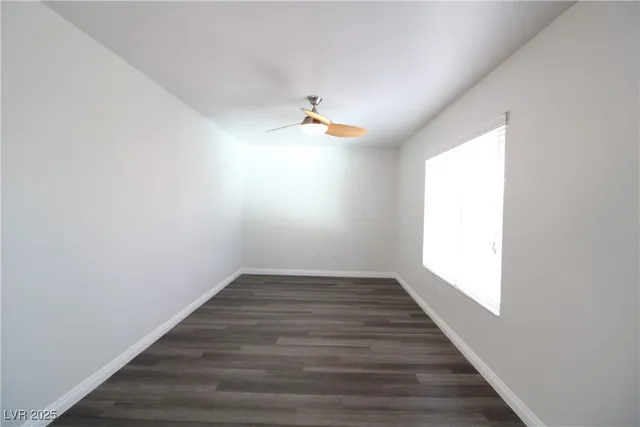 $2,490 | 301 Laguna Glen Drive, Henderson, NV 89014