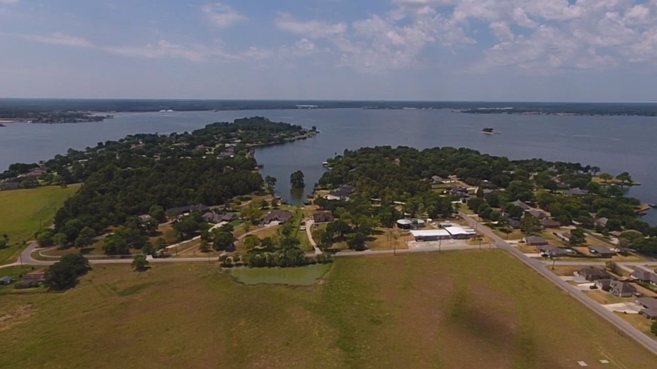 10856 Bourbon Street Willis, TX 77318 - Photo 5 of 8